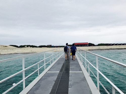 ナガンヌ島 梅雨前線真っ只中、沖縄の無人島 チービシ環礁 ナガンヌ島に行ってきました！